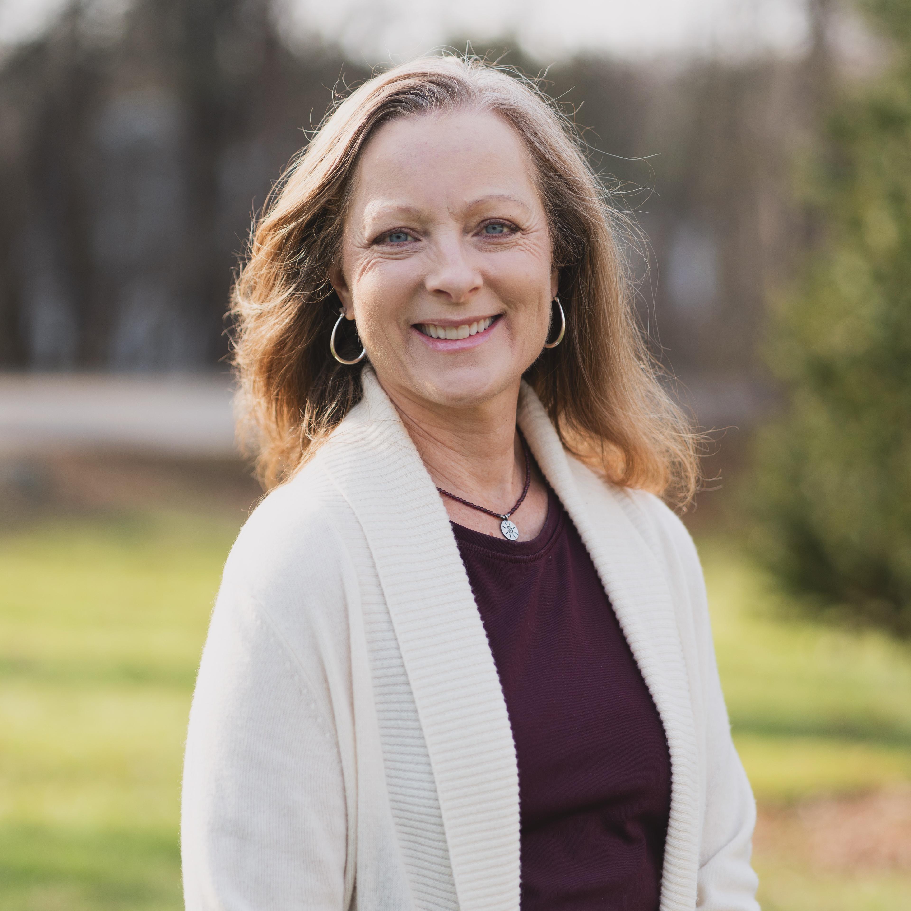 Wendy McLoon - Birth Professional Profile