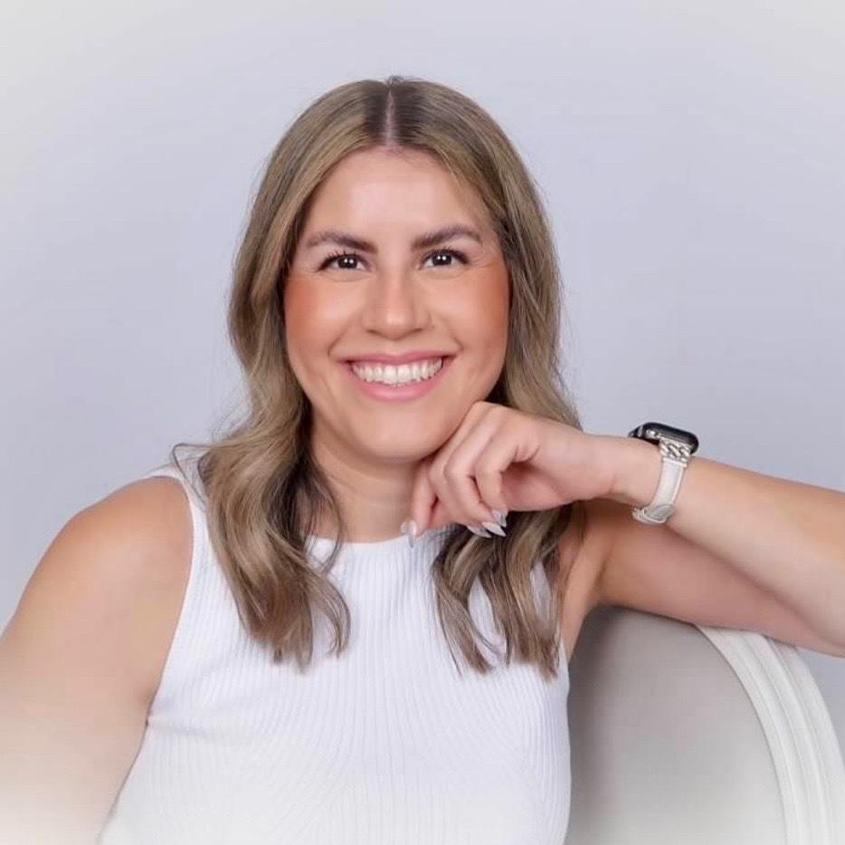 Jessica Lora - Birth Professional Profile